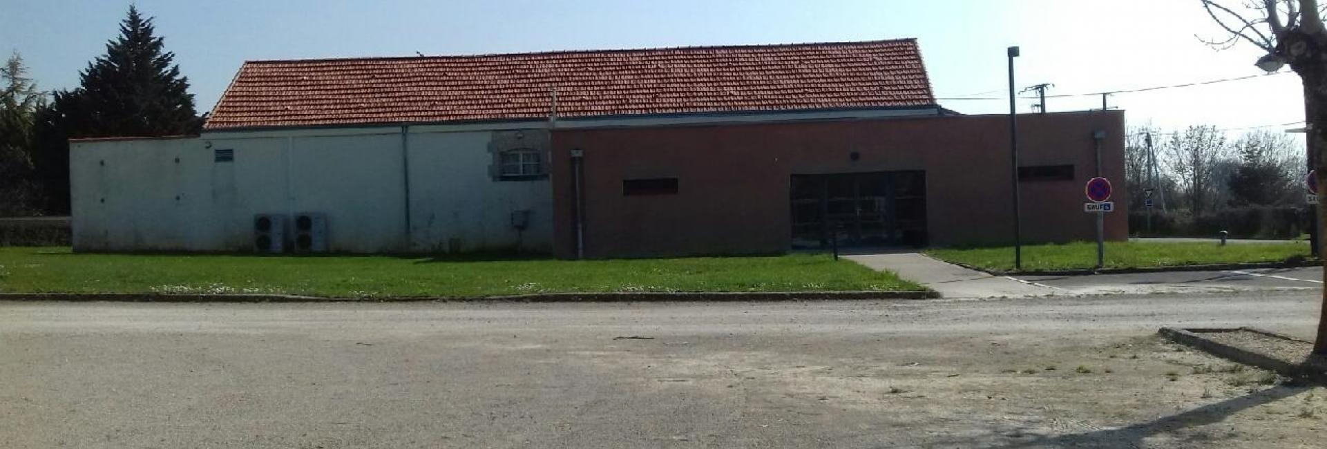 salle des fêtes entrée